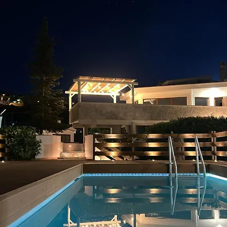 Antica Foggia Vetere Con Piscina * Ceglie Messapica
